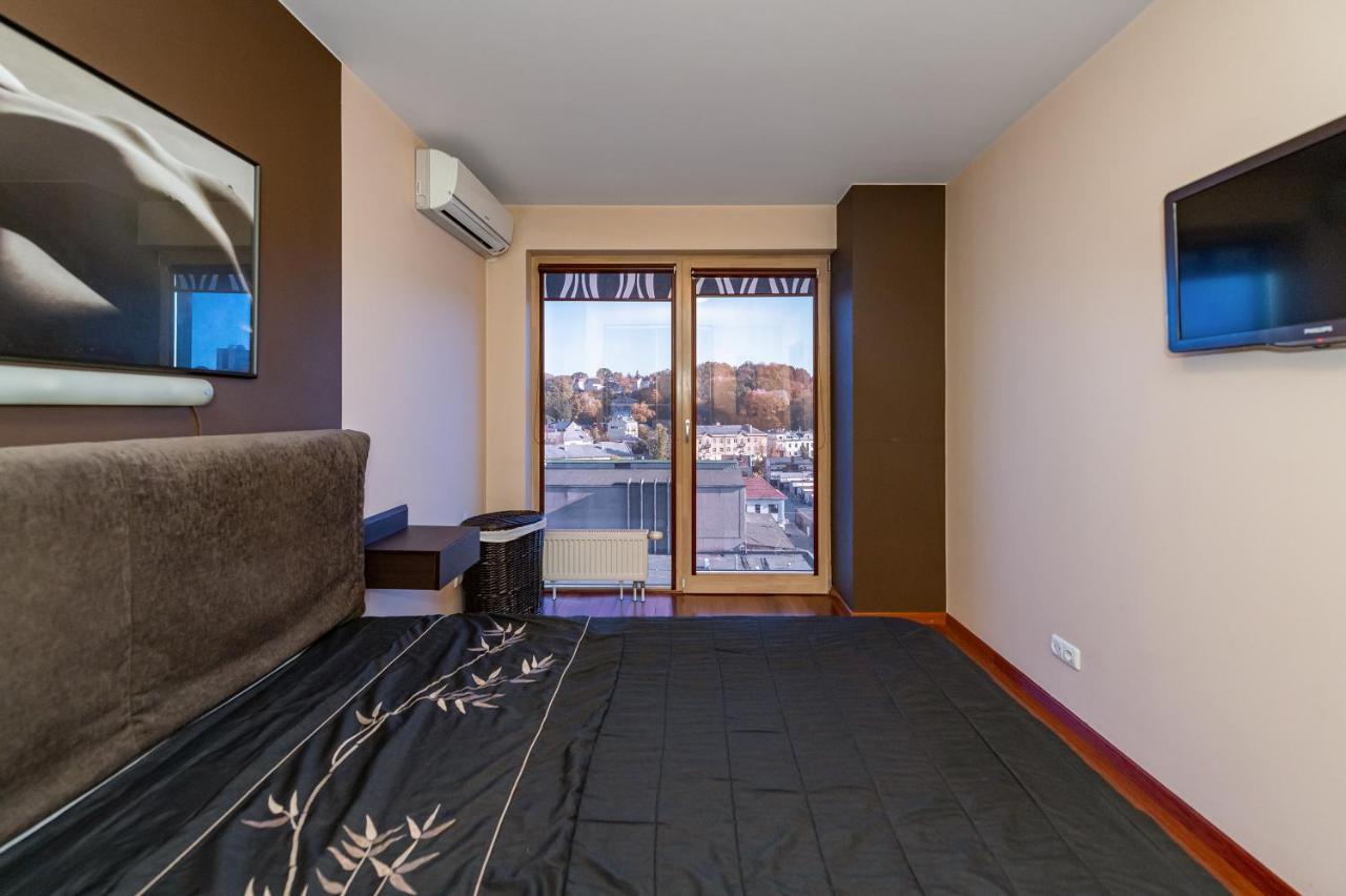 Panoramic City Centre Apartment By Polo Apartments Kaunas Eksteriør billede