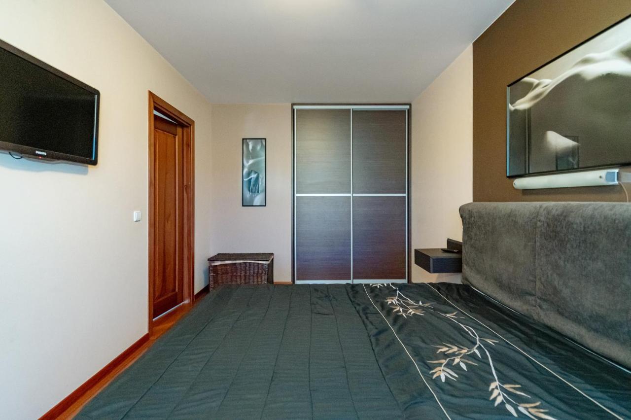 Panoramic City Centre Apartment By Polo Apartments Kaunas Eksteriør billede