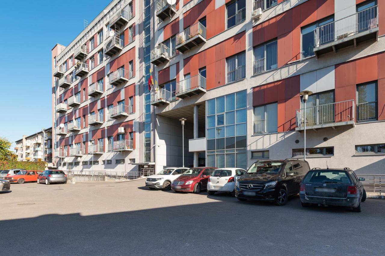 Panoramic City Centre Apartment By Polo Apartments Kaunas Eksteriør billede